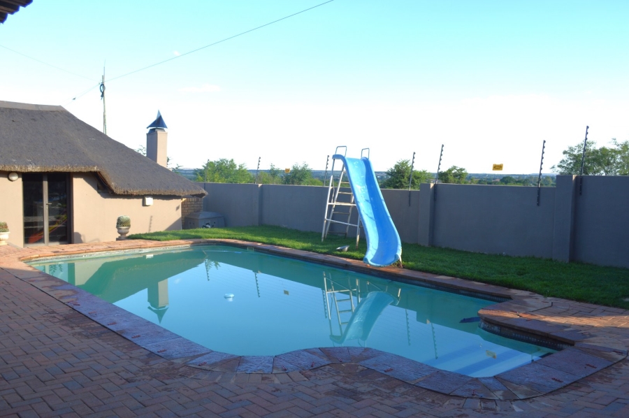 4 Bedroom Property for Sale in Doringkruin North West